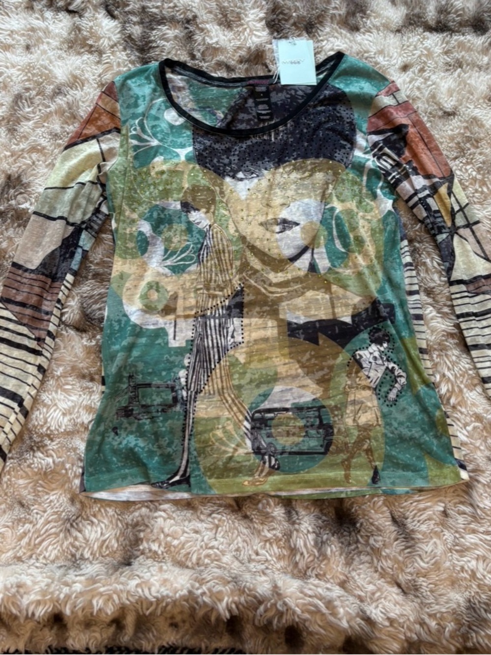 Sold! Custo Barcelona Multicolor Graphic Long Sleeve Tee - Green, Tan, Black
